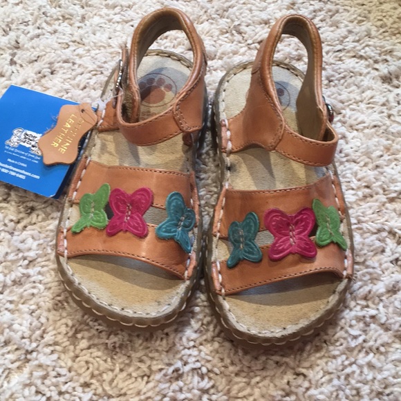 Buster Brown Other - NWT Children’s shoes
